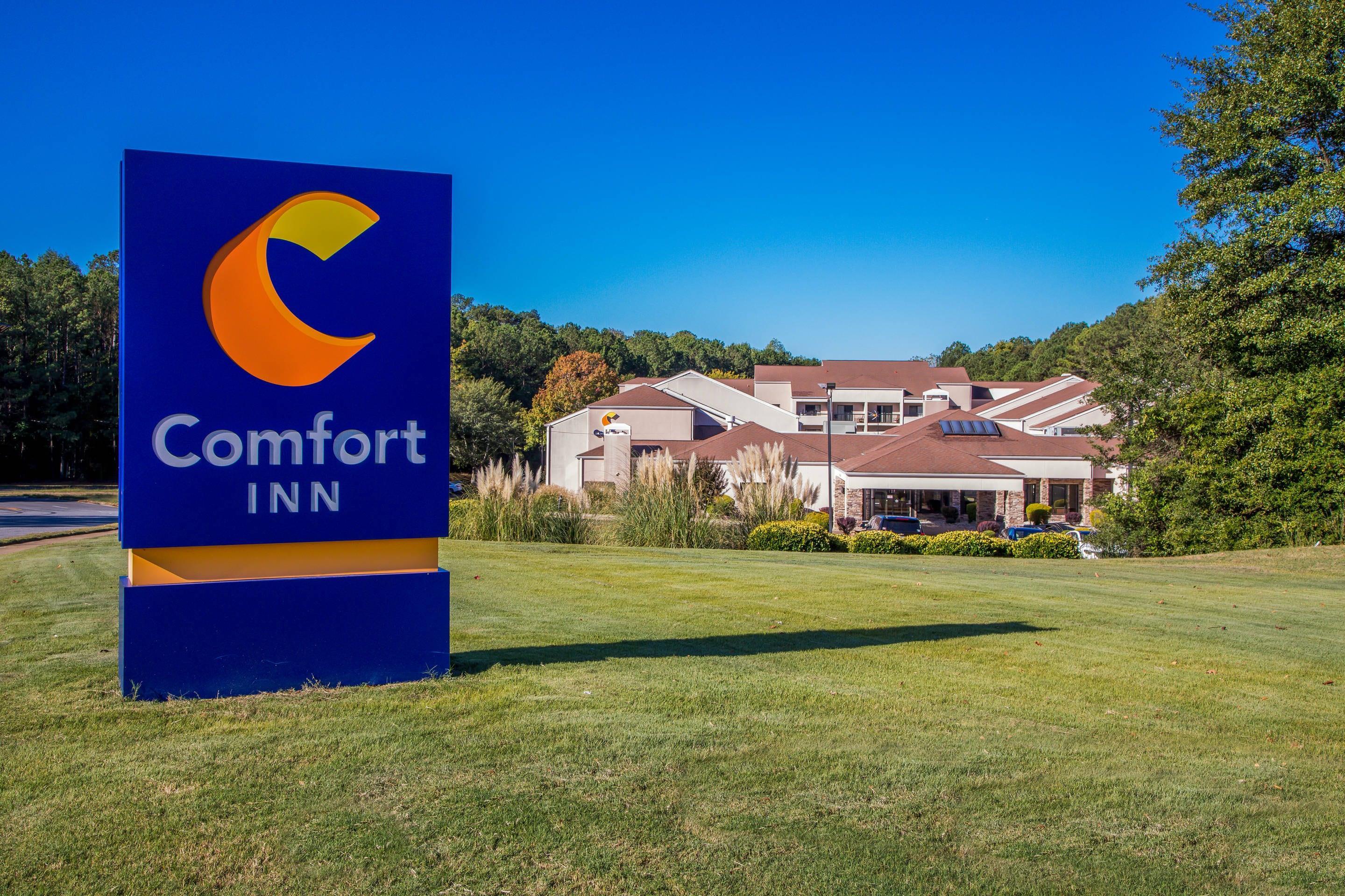 Hotel exterior | Comfort Inn Roswell-Dunwoody