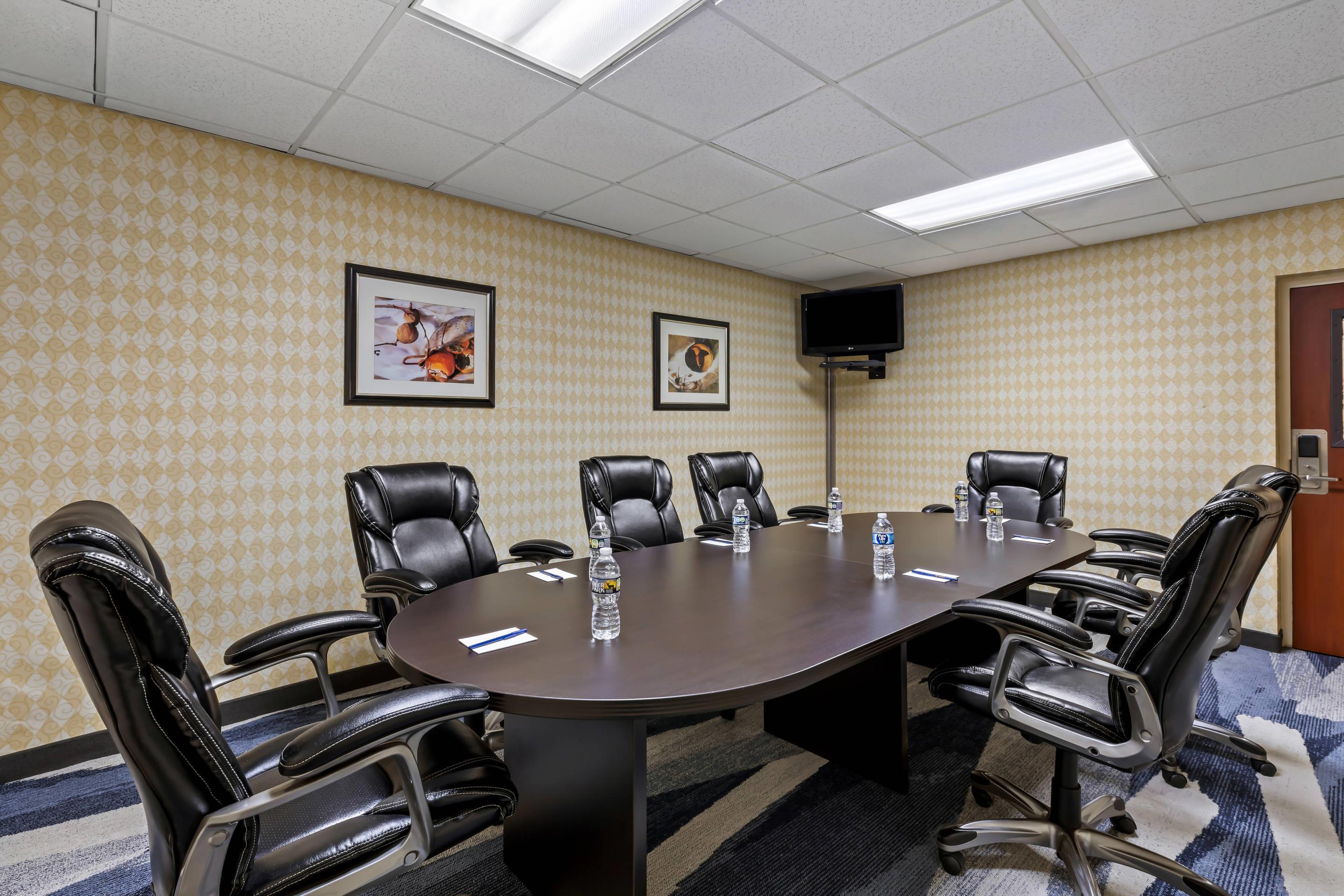 Meeting room | Comfort Inn Roswell-Dunwoody