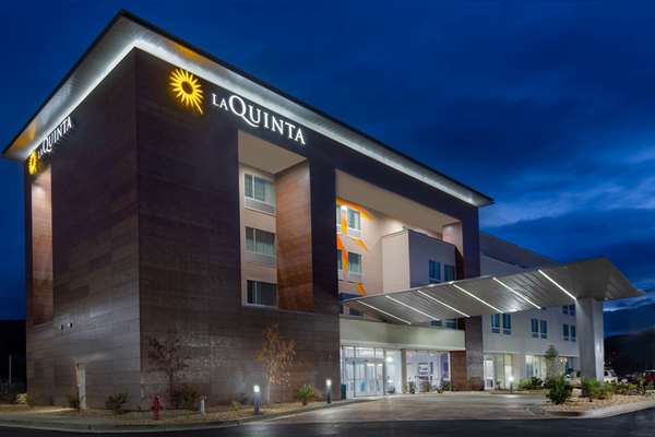 Exterior view - La Quinta Inn & Suites Kanab