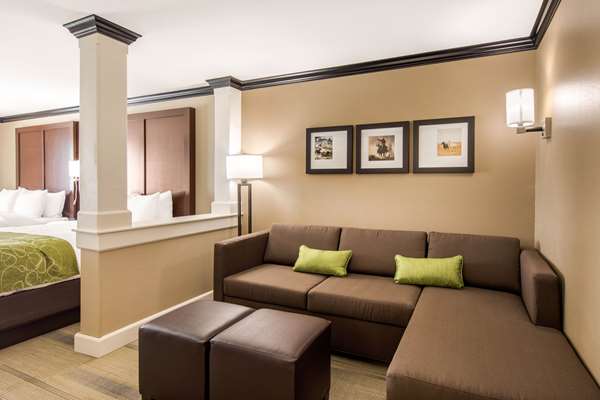 - Comfort Suites Liberal