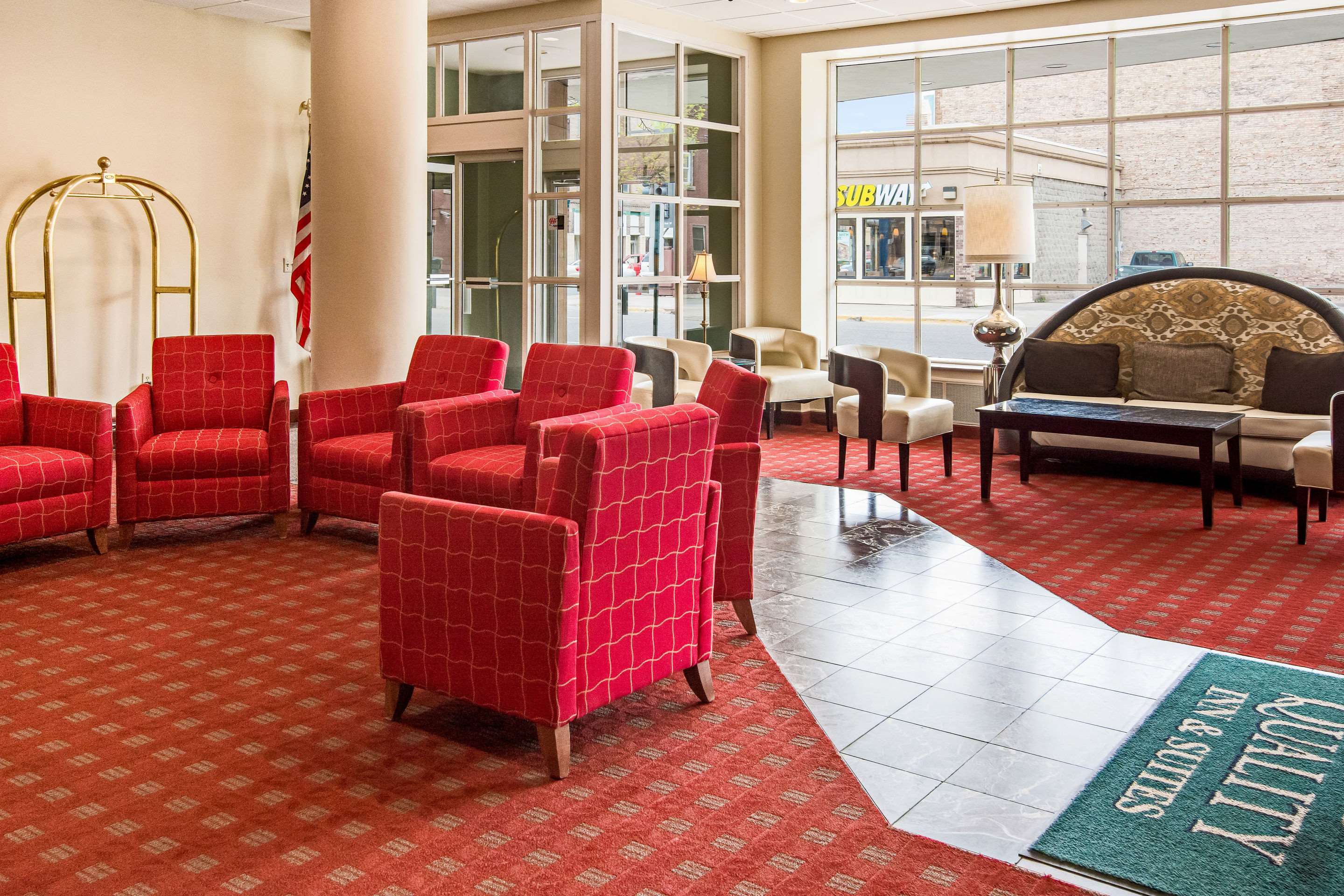 Hotel lobby | Quality Inn & Suites
