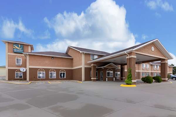 Exterior view - Quality Inn & Suites McCook
