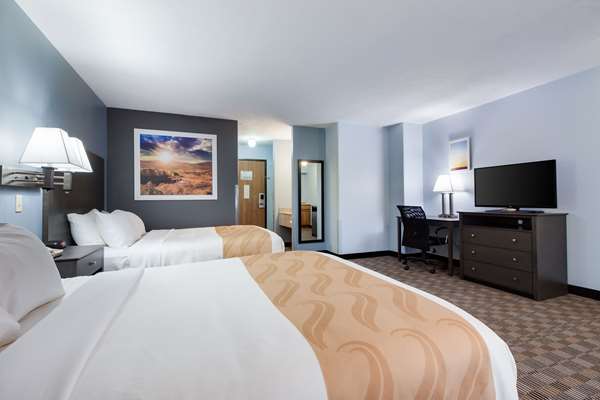 Suite - Quality Inn & Suites McCook