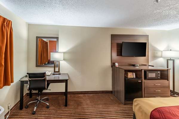  - Econo Lodge Inn & Suites McKinney