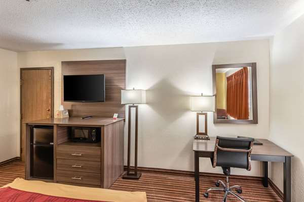  - Econo Lodge Inn & Suites McKinney