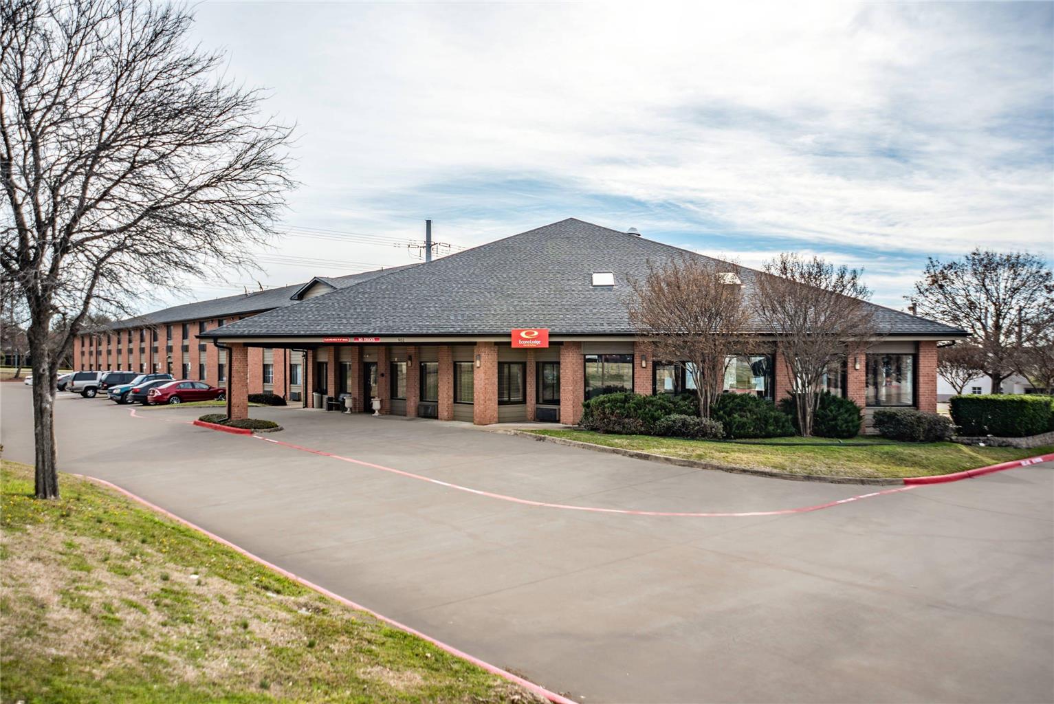 Econo Lodge Inn & Suites McKinney