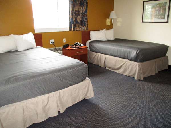  - Holiday Inn Canton