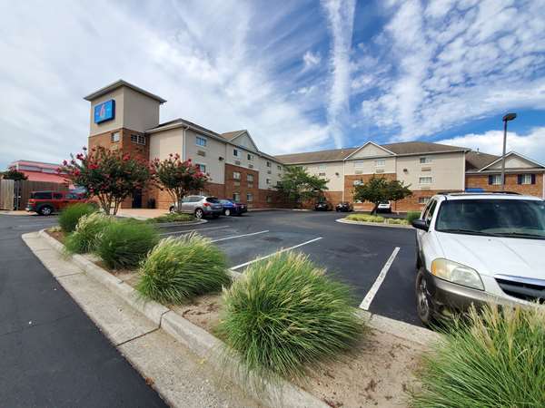 Exterior view - Holiday Inn Canton