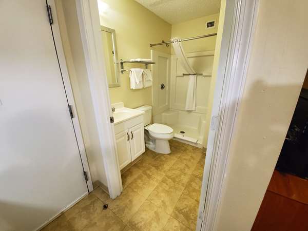  - Holiday Inn Canton