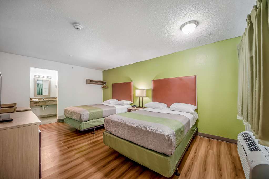 STUDIO 6 CORPUS CHRISTI - NORTH-guestroom-Guest Room,On-Site.jpg