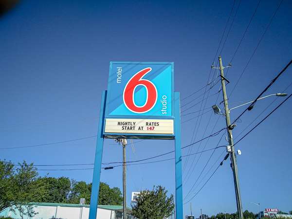 Exterior view - Studio 6 Extended Stay Hotel Fayetteville