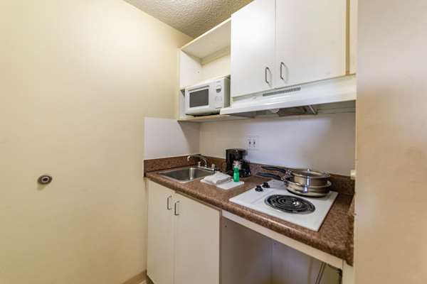  - Studio 6 Extended Stay Hotel Greensboro - I-40, Exit 214