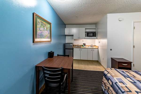  - Studio 6 Extended Stay Hotel Greensboro - I-40, Exit 214