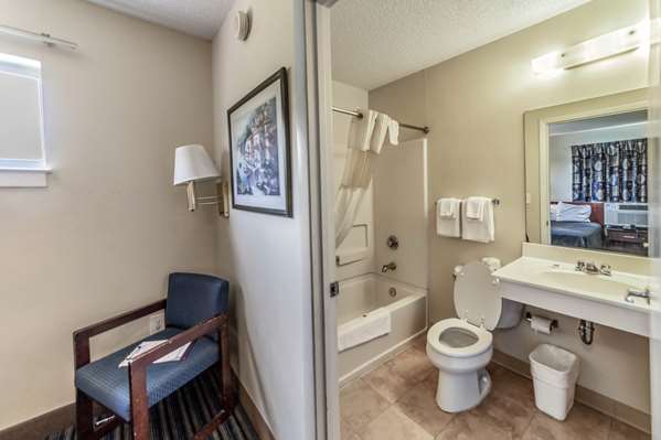  - Studio 6 Extended Stay Hotel Greensboro - I-40, Exit 214