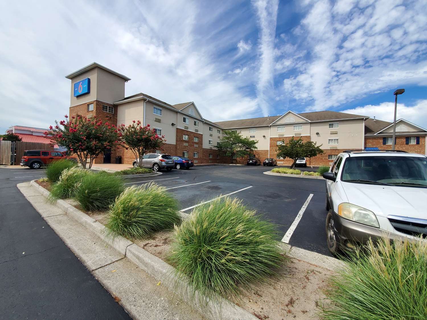 Studio 6 Extended Stay Hotel Richmond, VA See Discounts