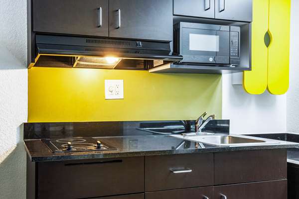  - Studio 6 Extended Stay Hotel Alexandria