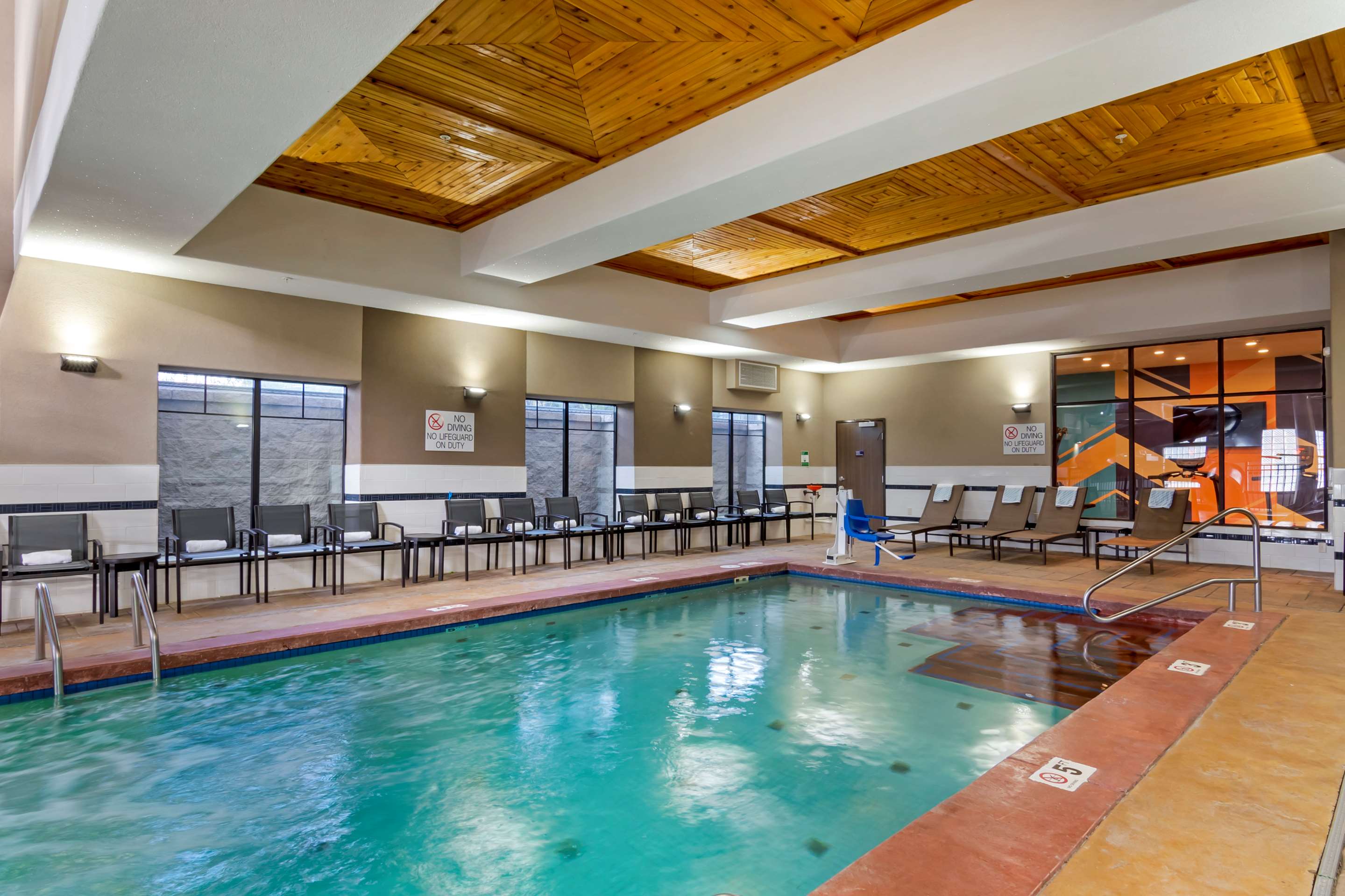 Pool | Best Western Premier Liberty Inn & Suites