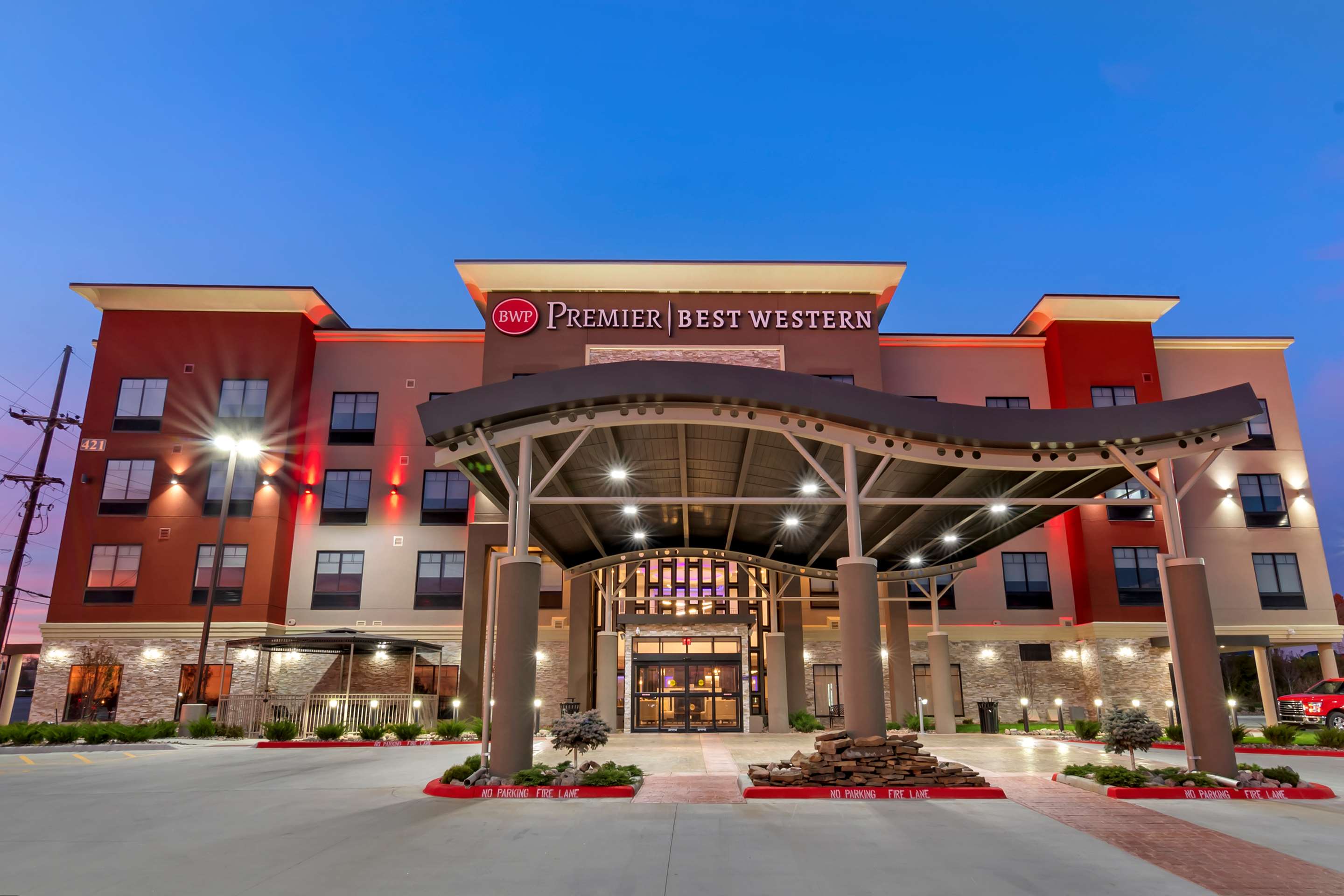Exterior | Best Western Premier Liberty Inn & Suites