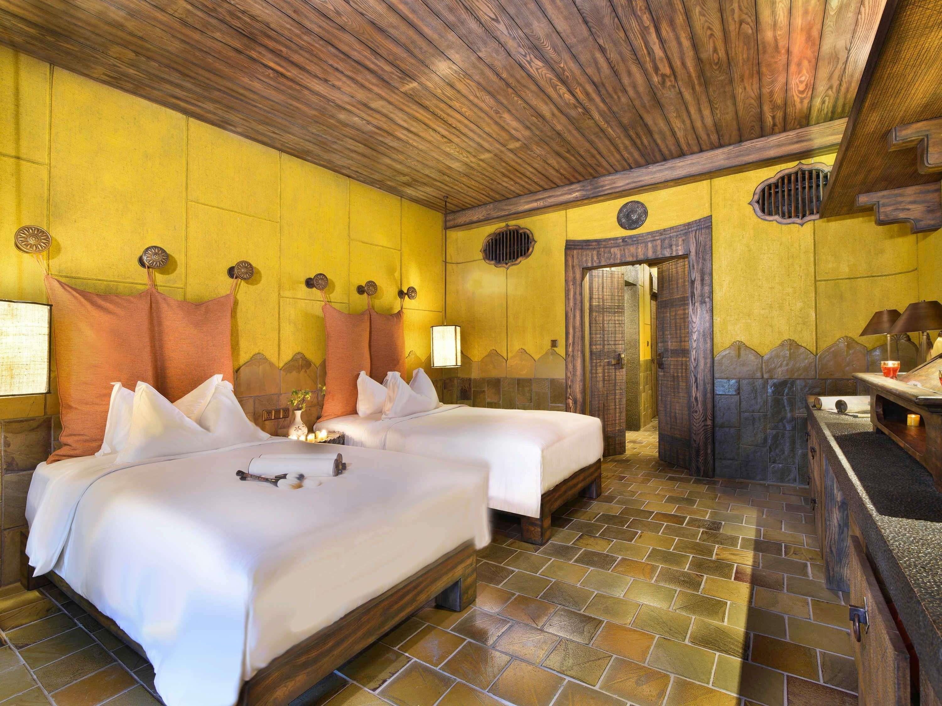 Legacy Yen Tu - MGallery Room Type - Superior Room, 2 Single Size beds, Forest View