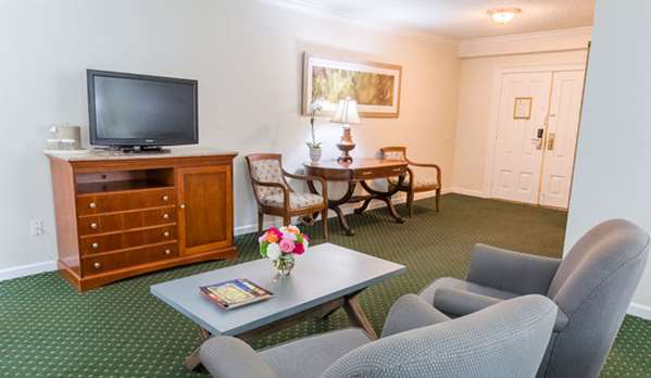 Suite - Maison Dupuy French Quarter Hotel New Orleans