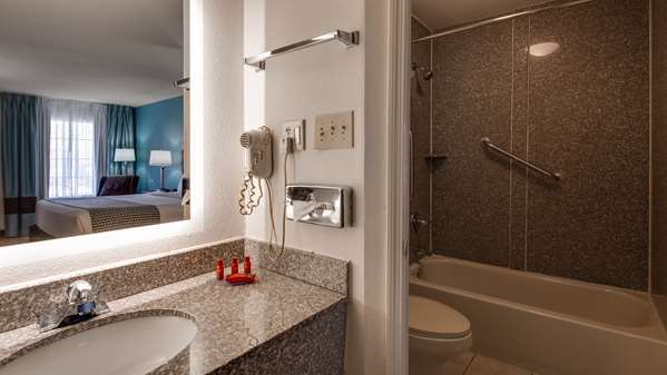  - SureStay Plus Hotel by Best Western Asheboro