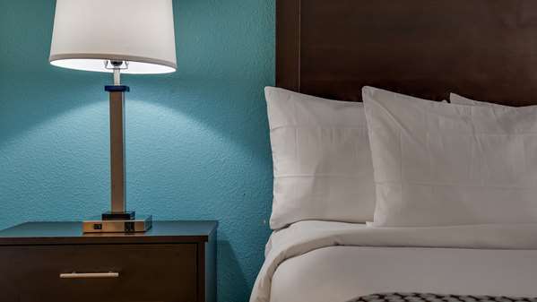  - SureStay Plus Hotel by Best Western Asheboro