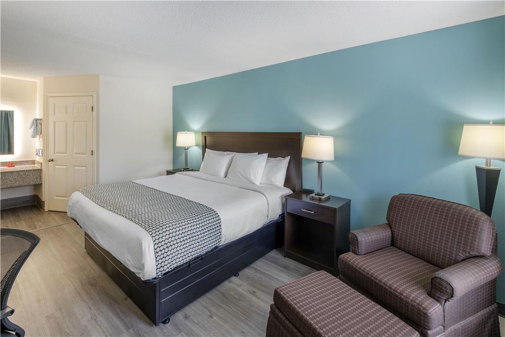 SureStay Plus by Best Western Asheboro-guestroom-Guest Room,On-Site.jpg