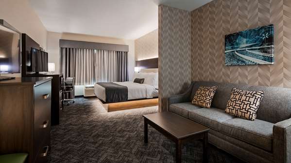  - Best Western Plus Parkside Hotel Olney