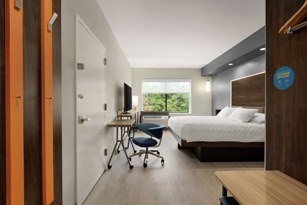  - Tru by Hilton Hotel Albany - I-90, Exit 1S