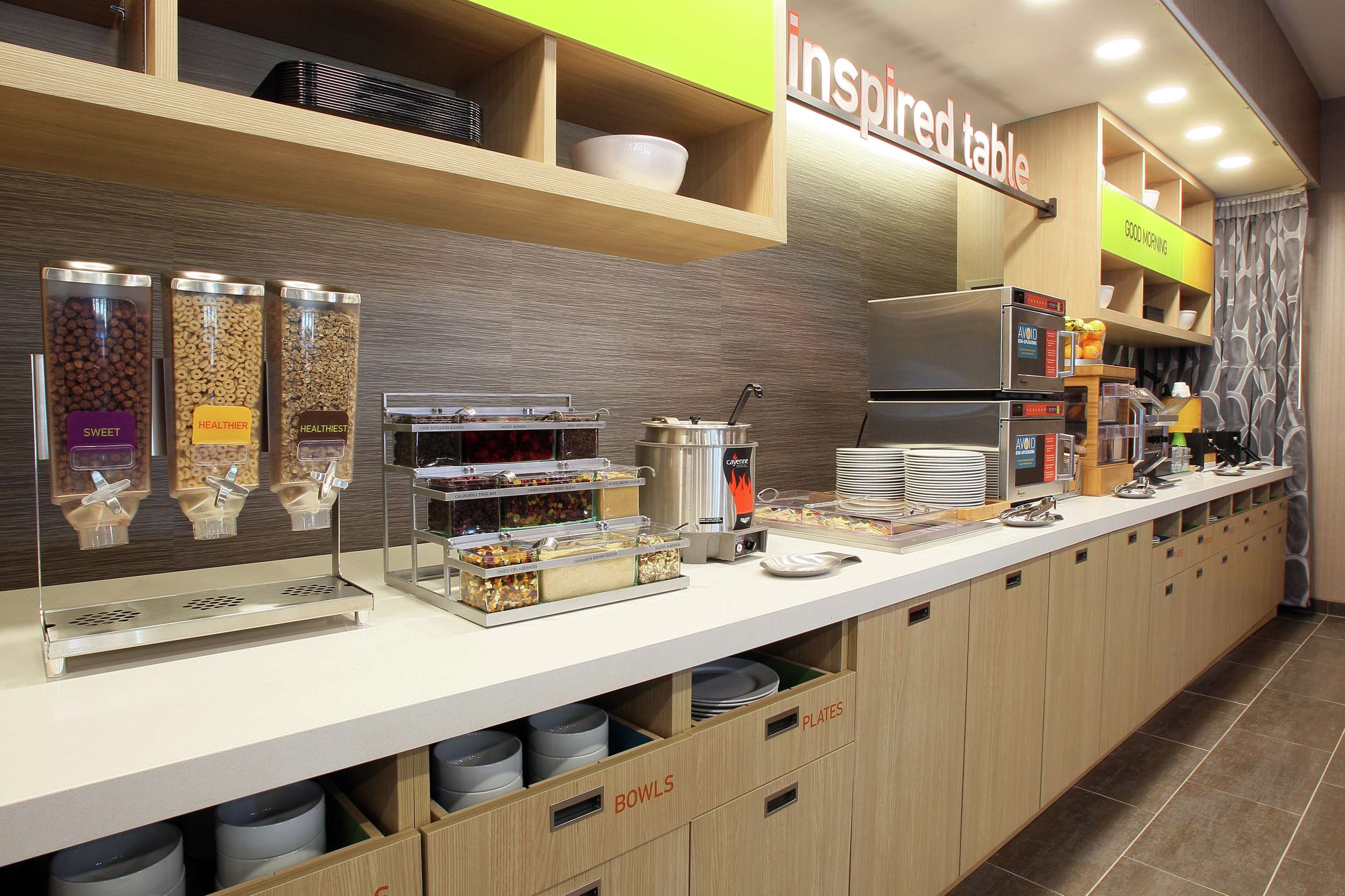 Breakfast Area | Home2 Suites by Hilton Nampa