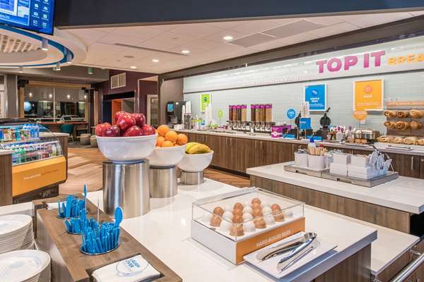 Restaurant - Tru by Hilton Fayetteville - I-95, Exit 49