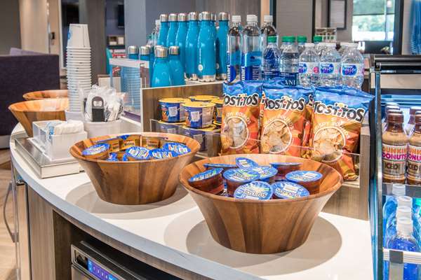 Restaurant - Tru by Hilton Fayetteville - I-95, Exit 49