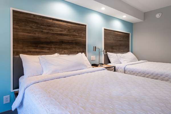  - Tru by Hilton Fayetteville - I-95, Exit 49