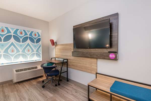  - Tru by Hilton Fayetteville - I-95, Exit 49