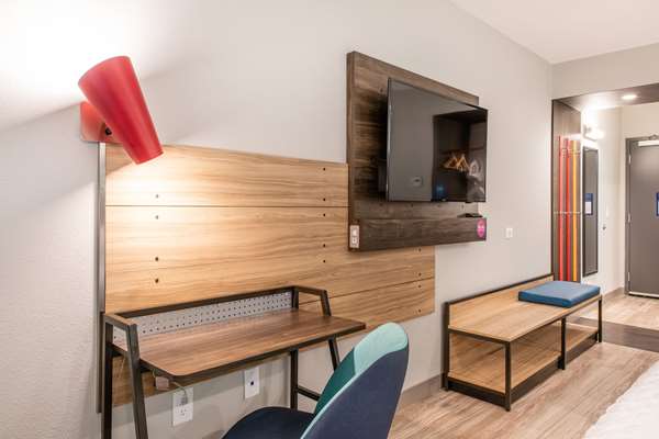  - Tru by Hilton Fayetteville - I-95, Exit 49