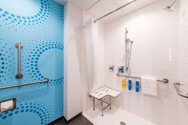  - Tru by Hilton Fayetteville - I-95, Exit 49