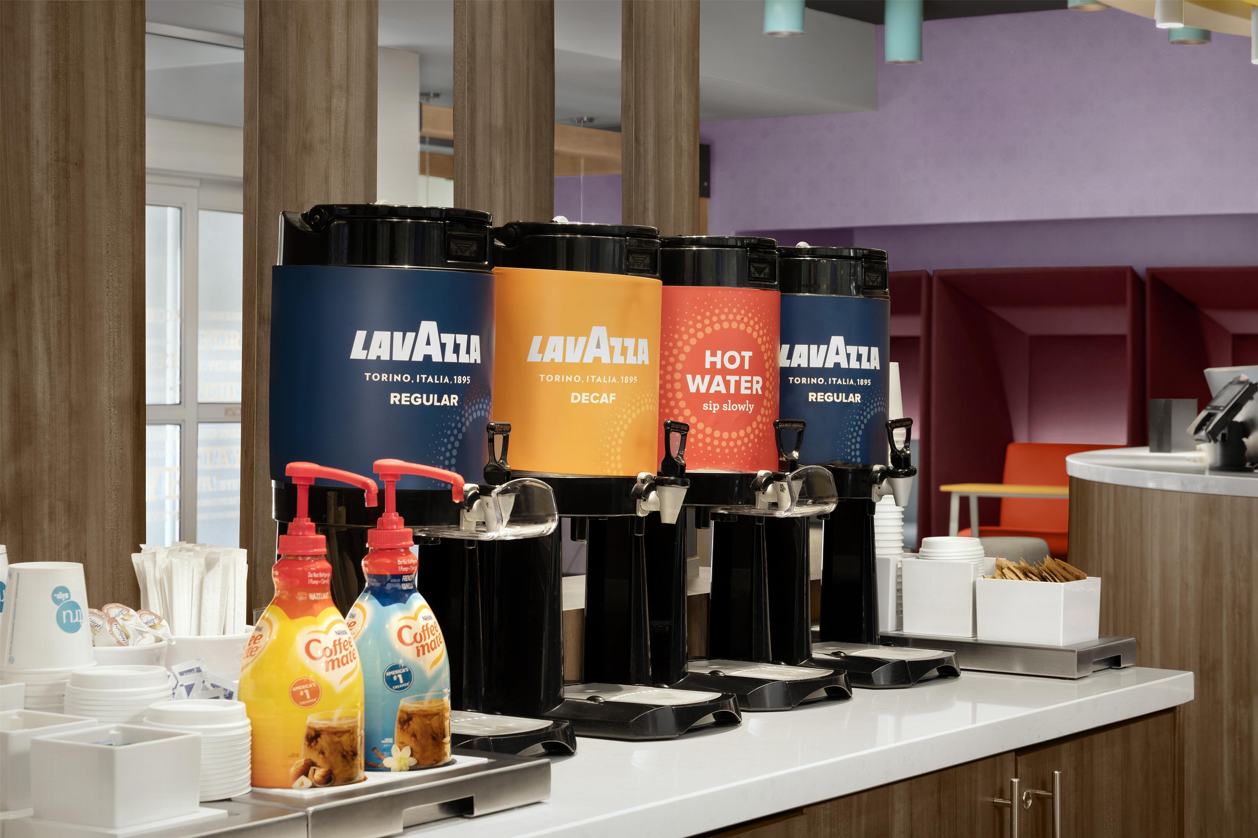 Breakfast Area | Tru by Hilton Fayetteville I-95, NC
