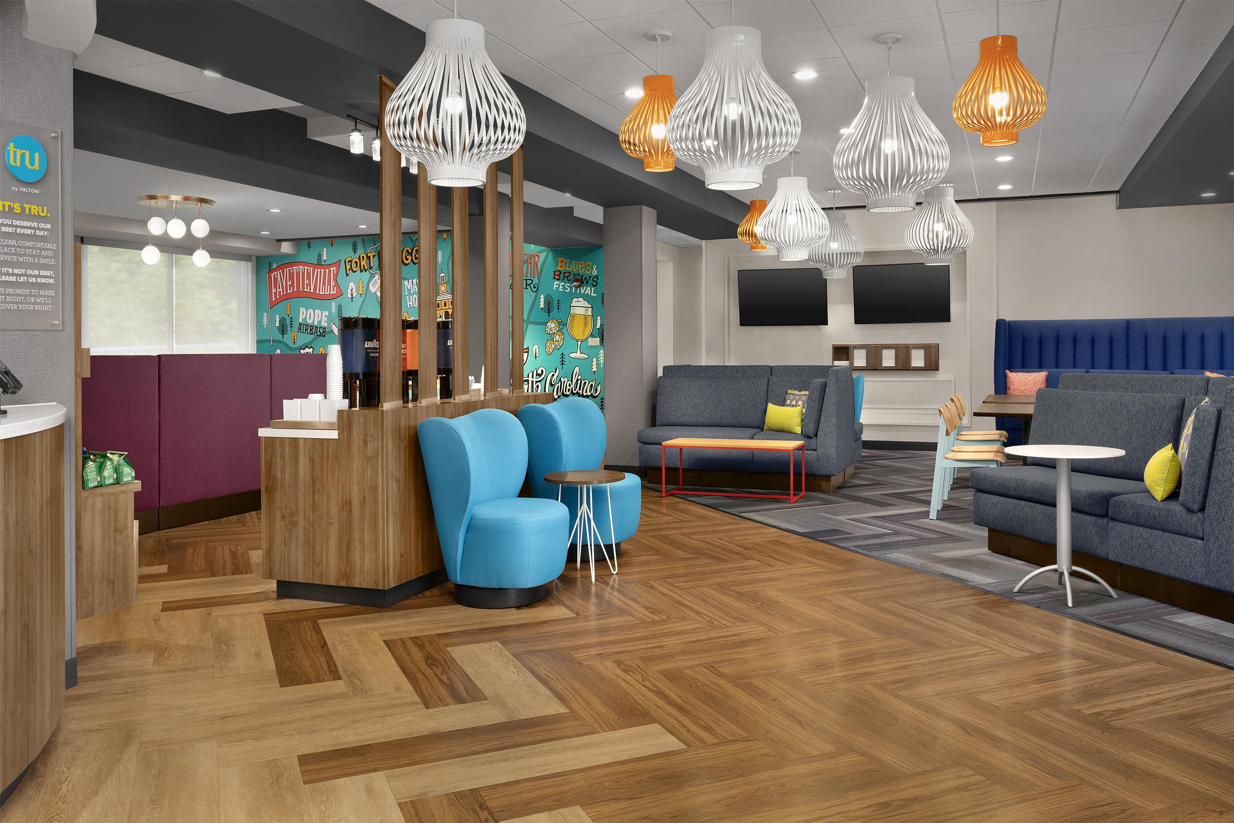 Lobby | Tru by Hilton Fayetteville I-95, NC