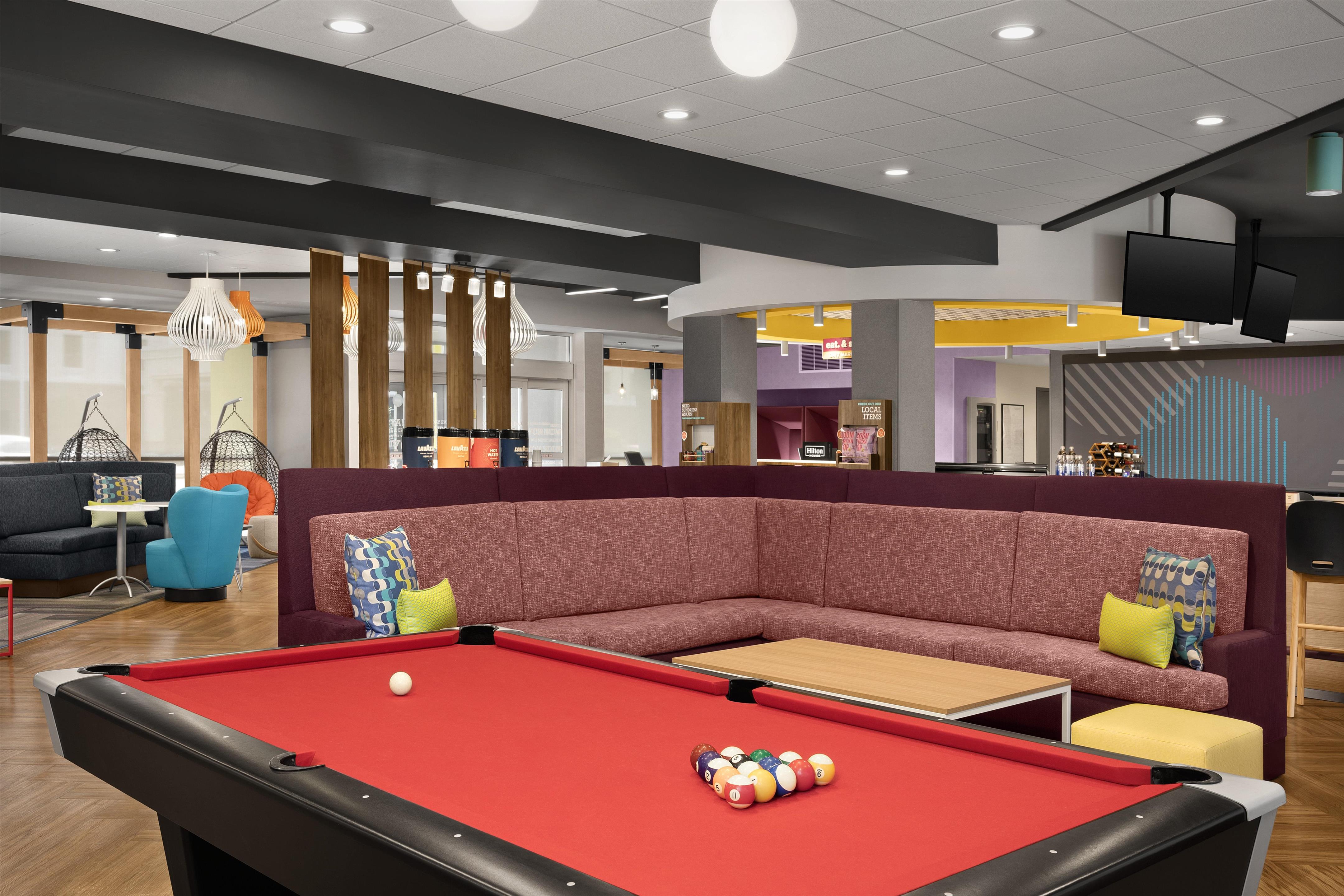 Lobby | Tru by Hilton Fayetteville I-95, NC