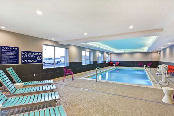 Pool - Tru by Hilton Richmond - I-75, Exit 87