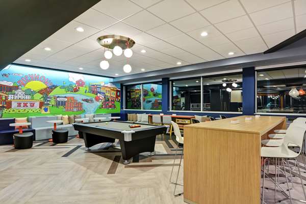  - Tru by Hilton Richmond - I-75, Exit 87