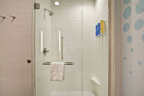  - Tru by Hilton Richmond - I-75, Exit 87