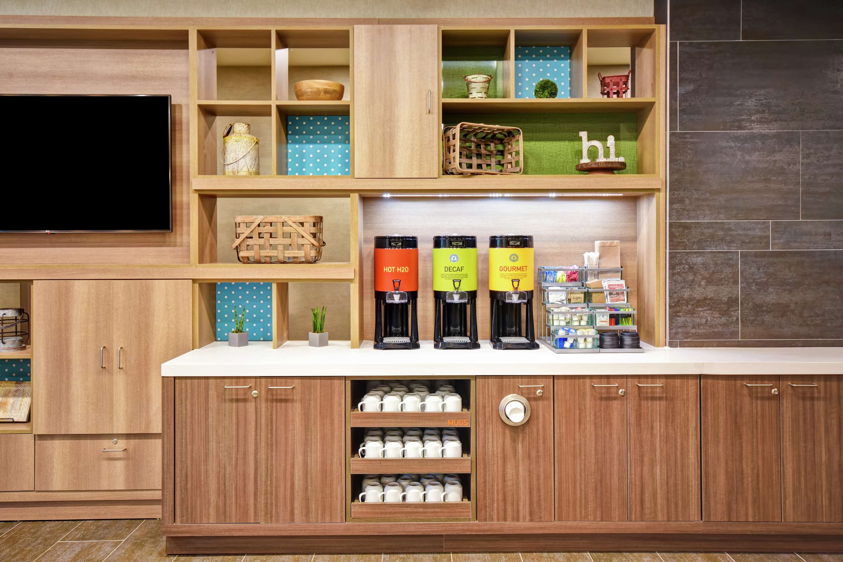 Restaurant | Home2 Suites by Hilton Lagrange