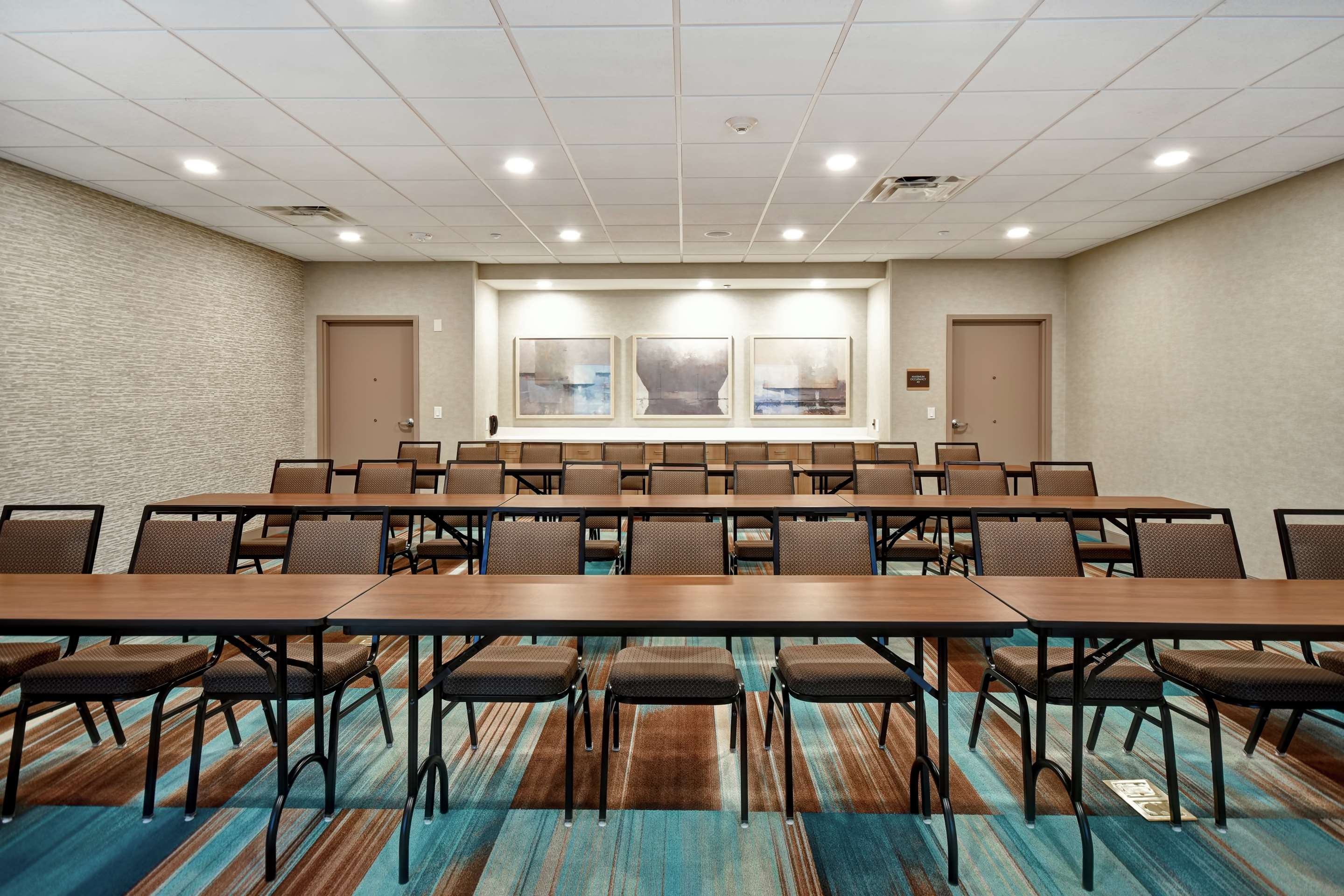 Meeting Room | Home2 Suites by Hilton Lagrange