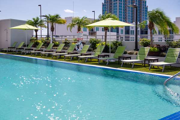 Pool - Home2 Suites by Hilton Downtown Channel District Tampa