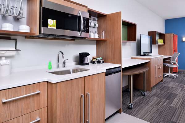  - Home2 Suites by Hilton Downtown Channel District Tampa