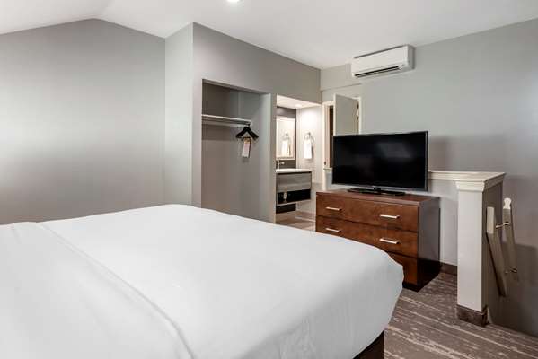 Suite - Somerset Lofts Hotel - I-287, Exit 10