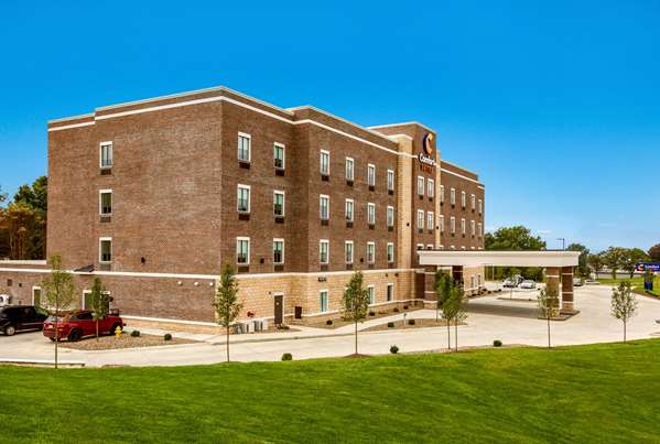 Exterior view - Comfort Suites Wooster