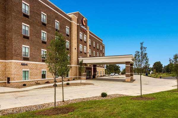 Exterior view - Comfort Suites Wooster