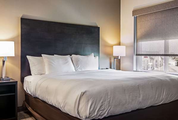 Suite - Comfort Suites Wooster